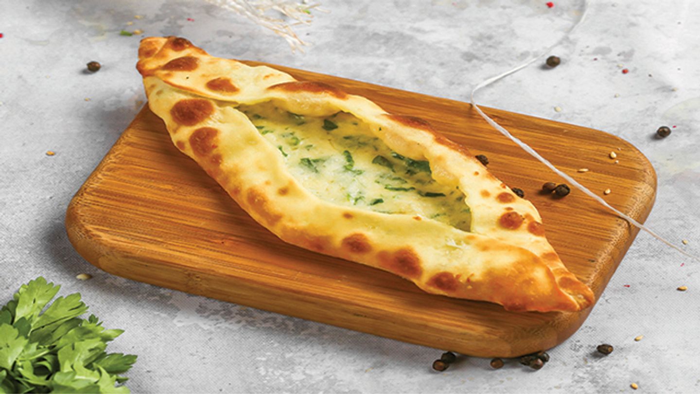 Shamia Cheese With Parsley