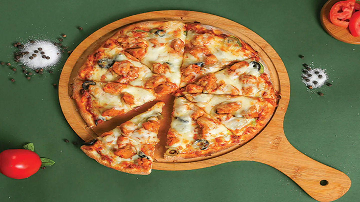 Chicken Pizza With Vegetables