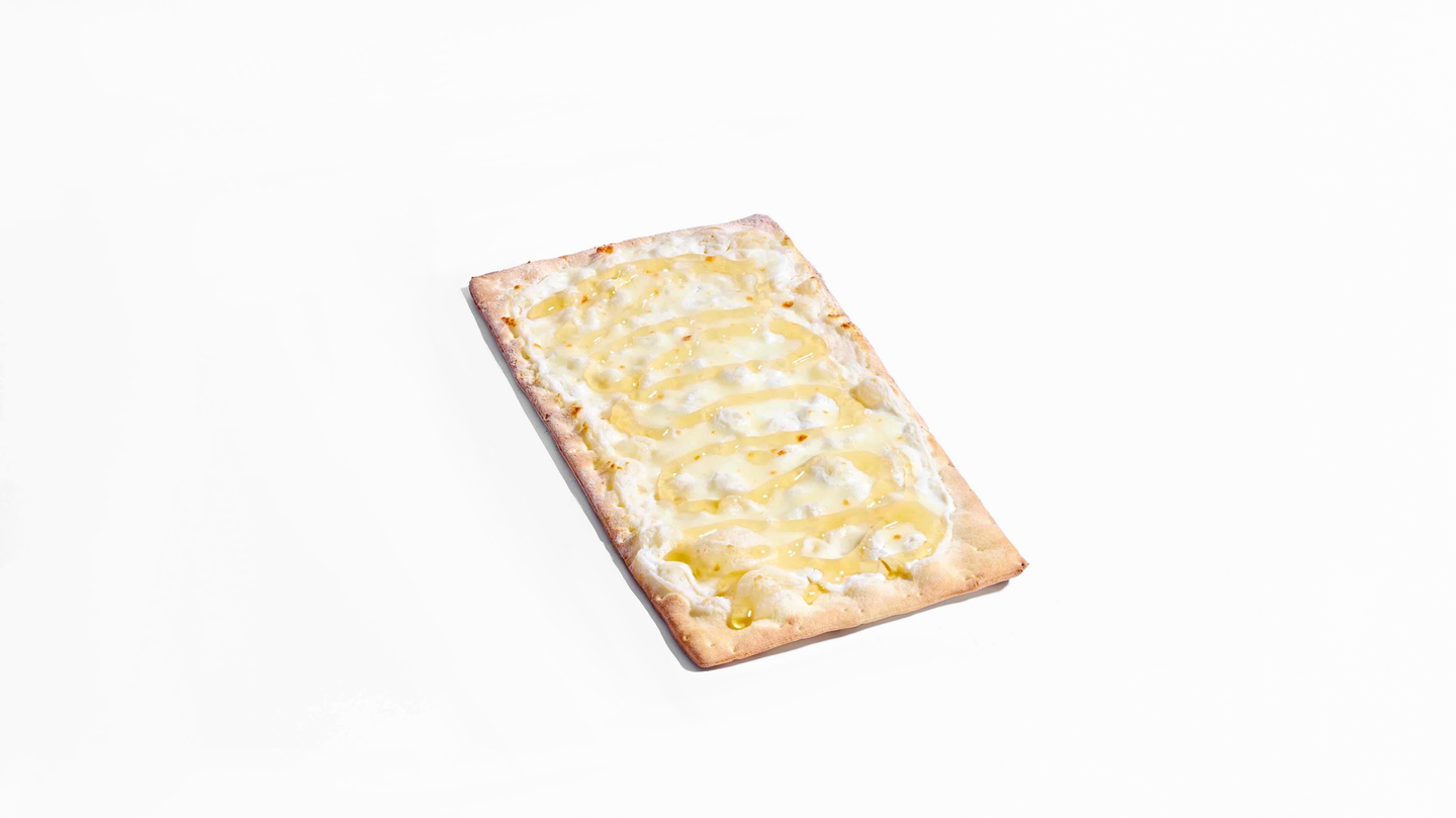 فطيرة لبنة وعسل