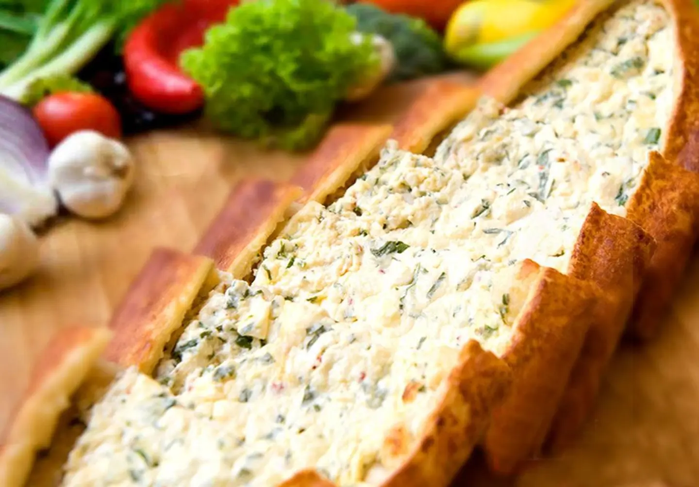 جبن ابيض وسط