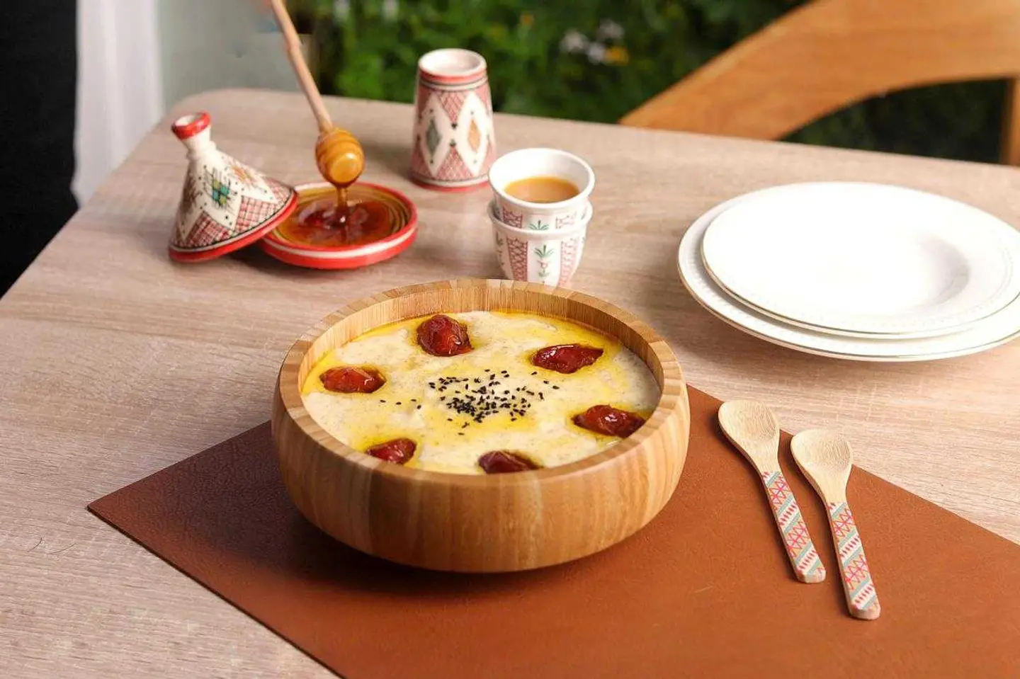 مبثوثة حافظة وسط