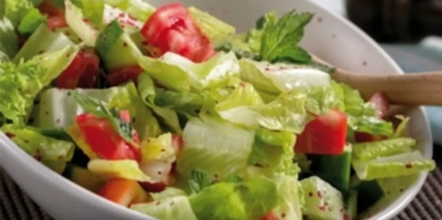 سلطة خضراء
