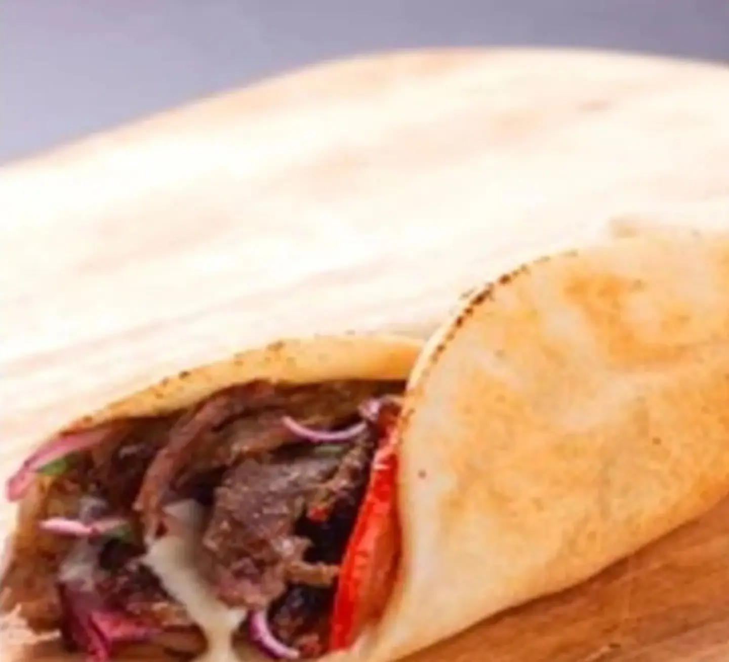 ساندوتش شاورما لحم شامى