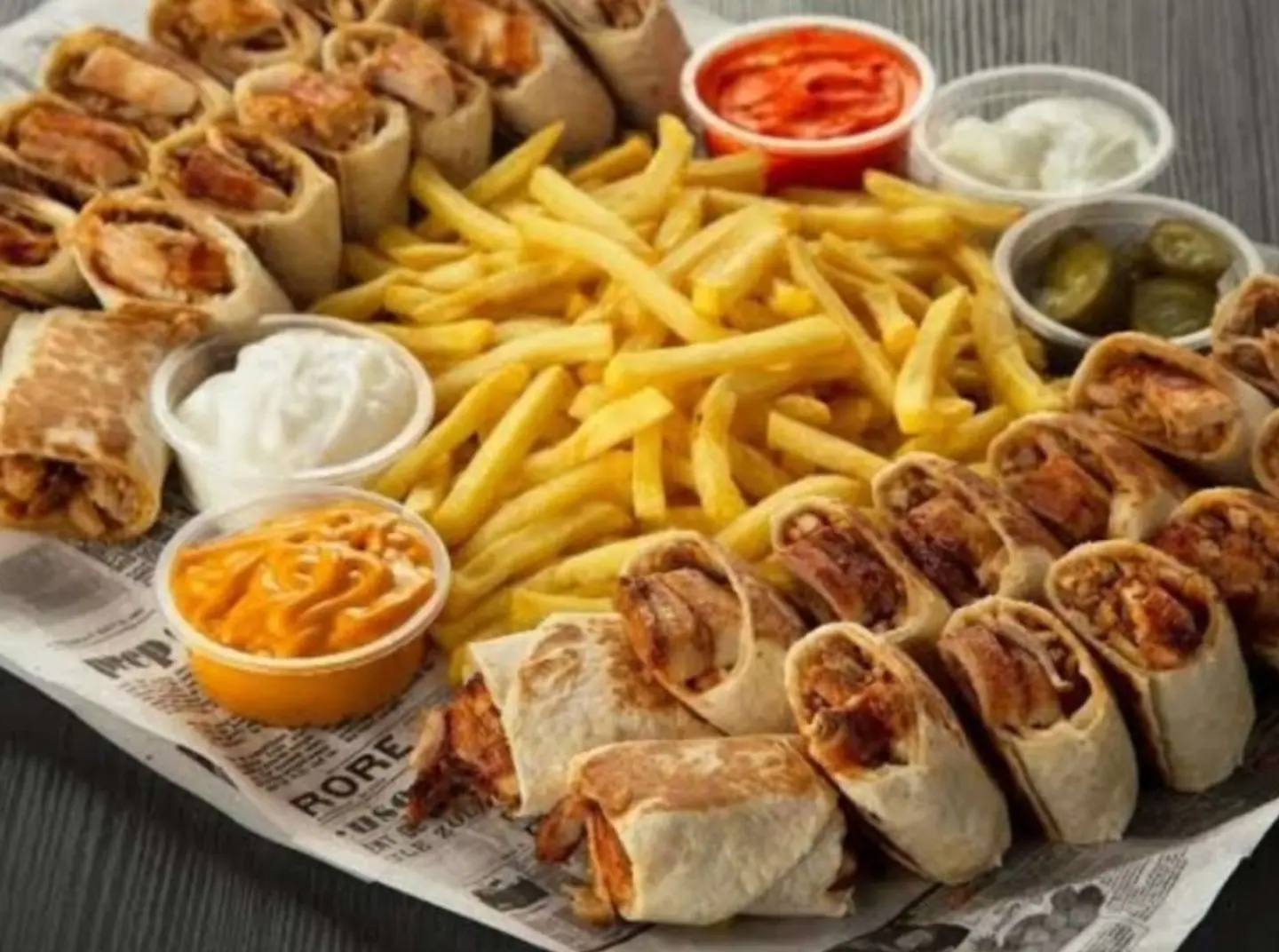 وجبه عربي المفتري دجاج 24 قطعه