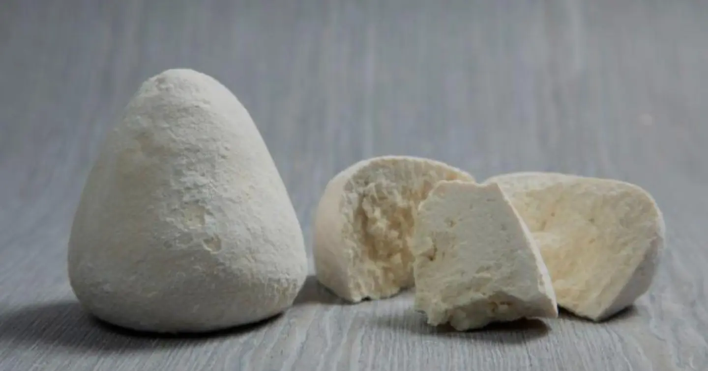 نص كيلو جميد جاف