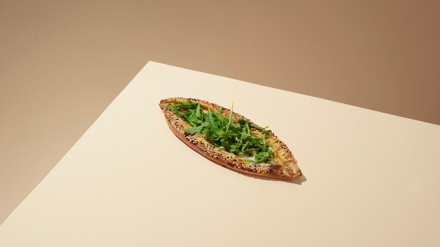 Manaousha Vegetable Pizza