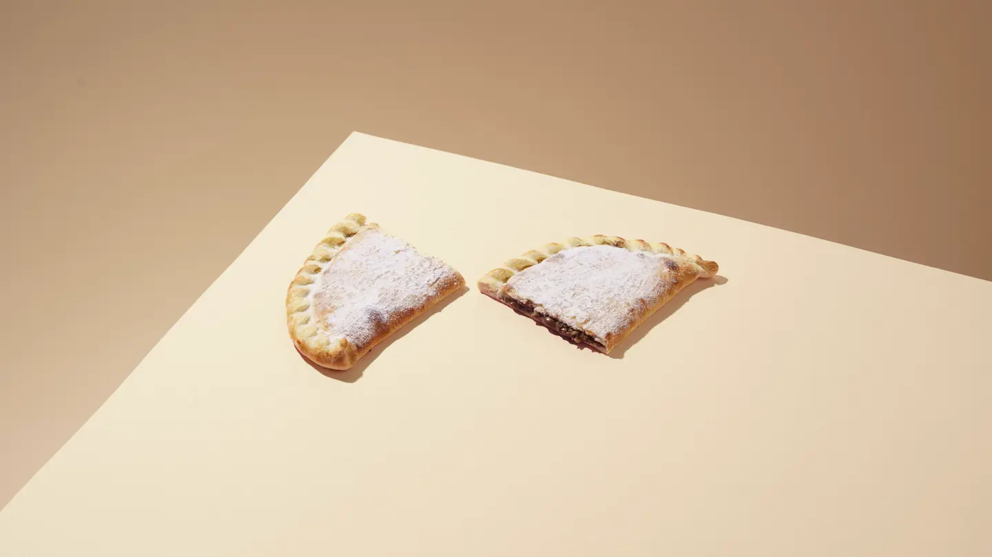 Fatayer Nutella Pecan