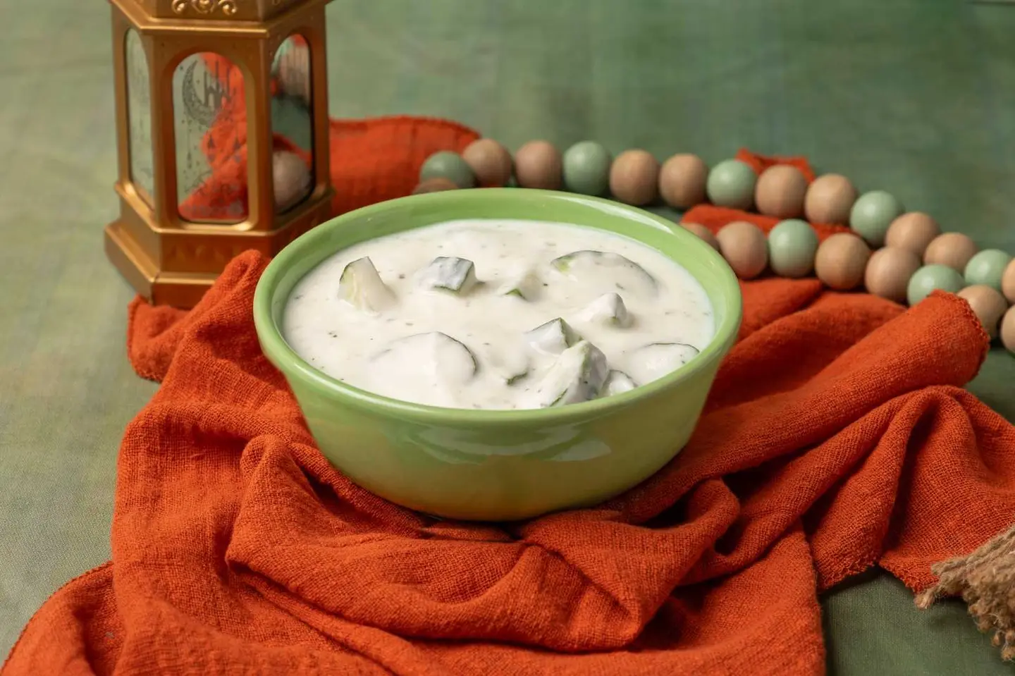 لبن و خيار مع نعناع