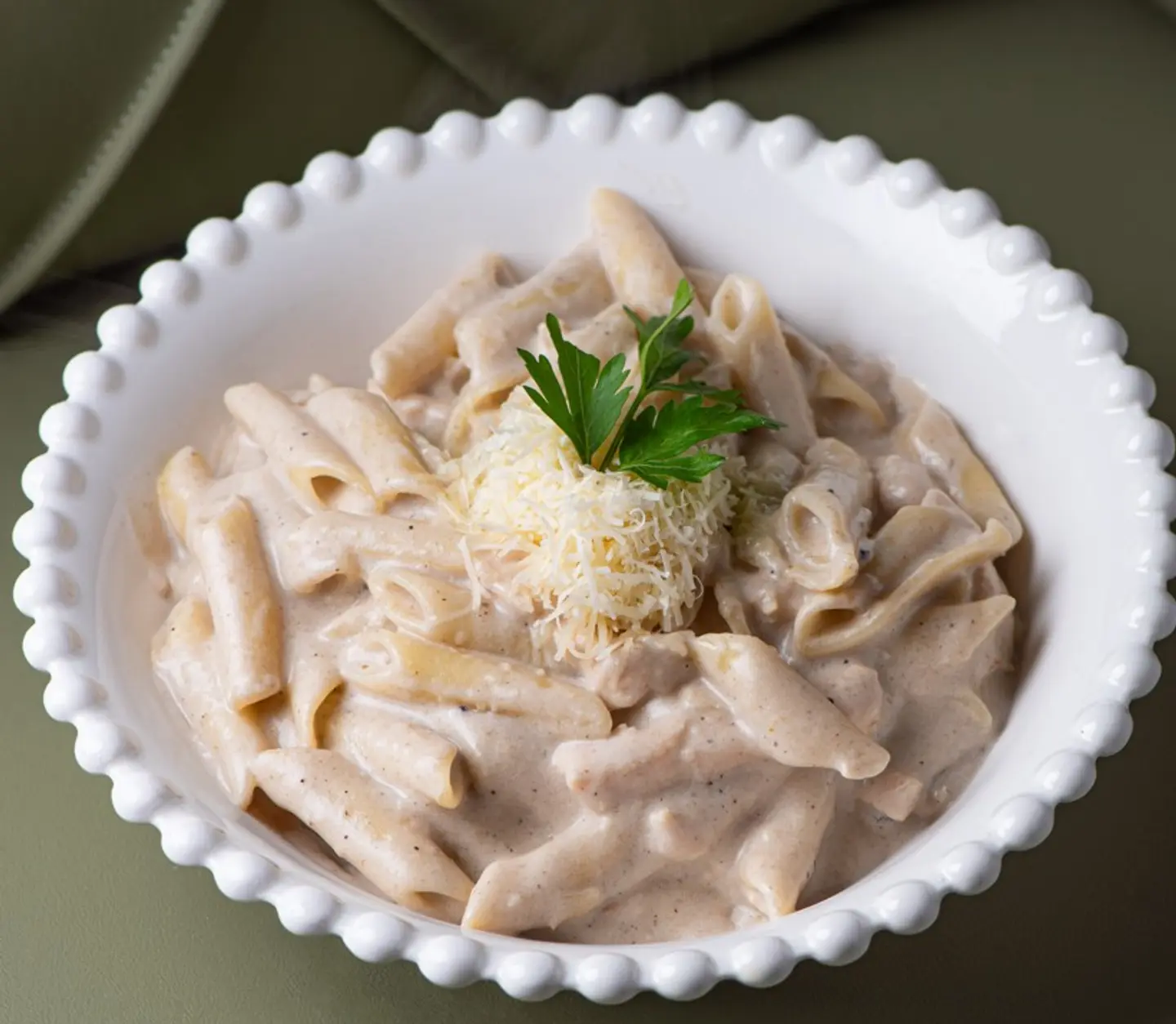 باستا تشيكن ترافل