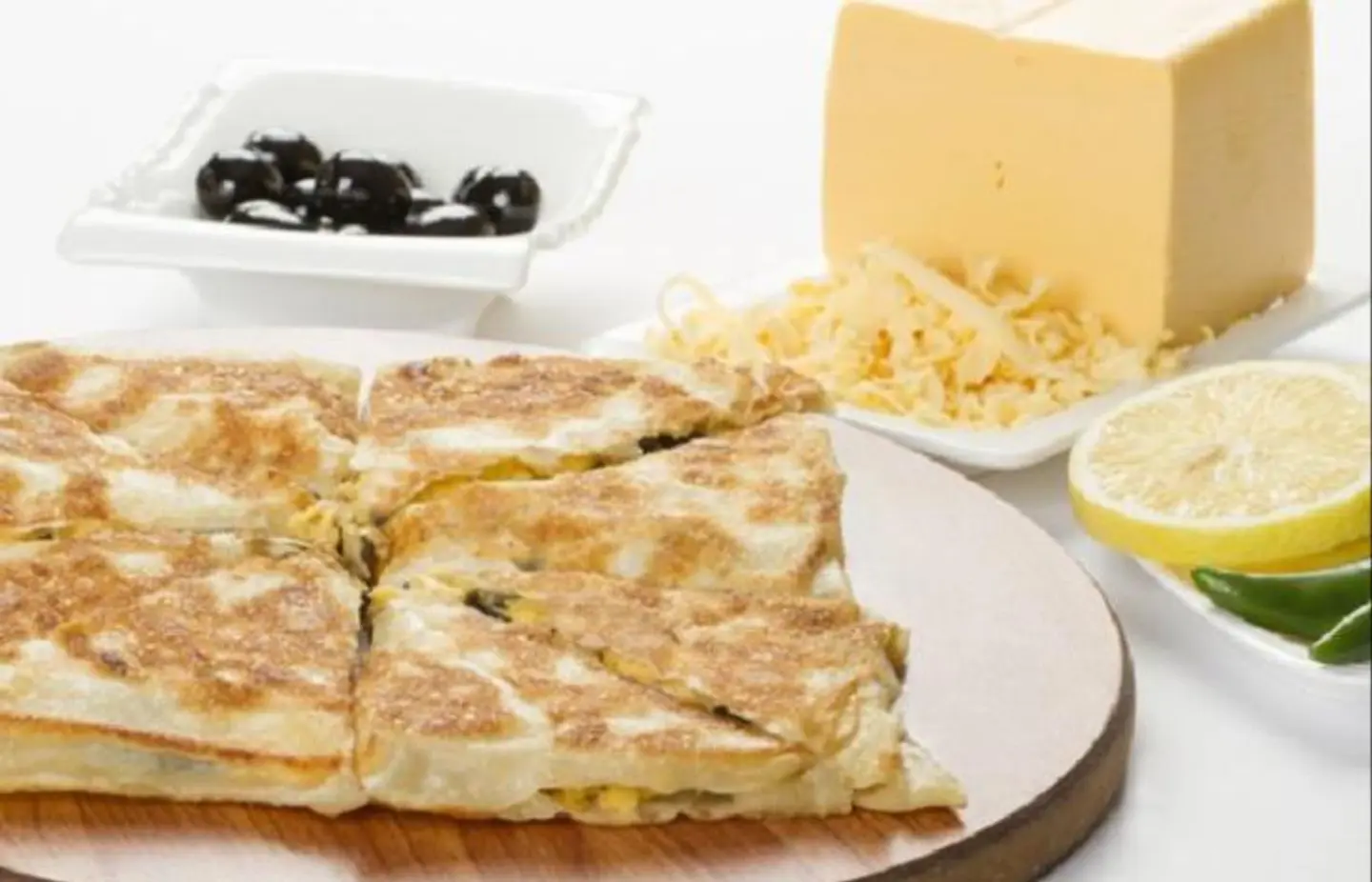 Cheddar Cheese And Olive Pie