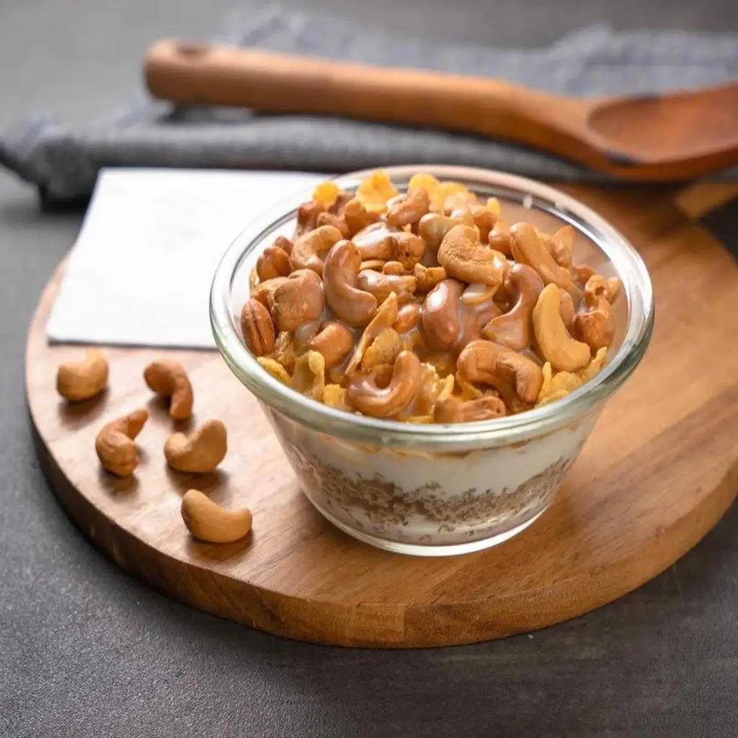 Large Hijazi Popular Dish Masoub