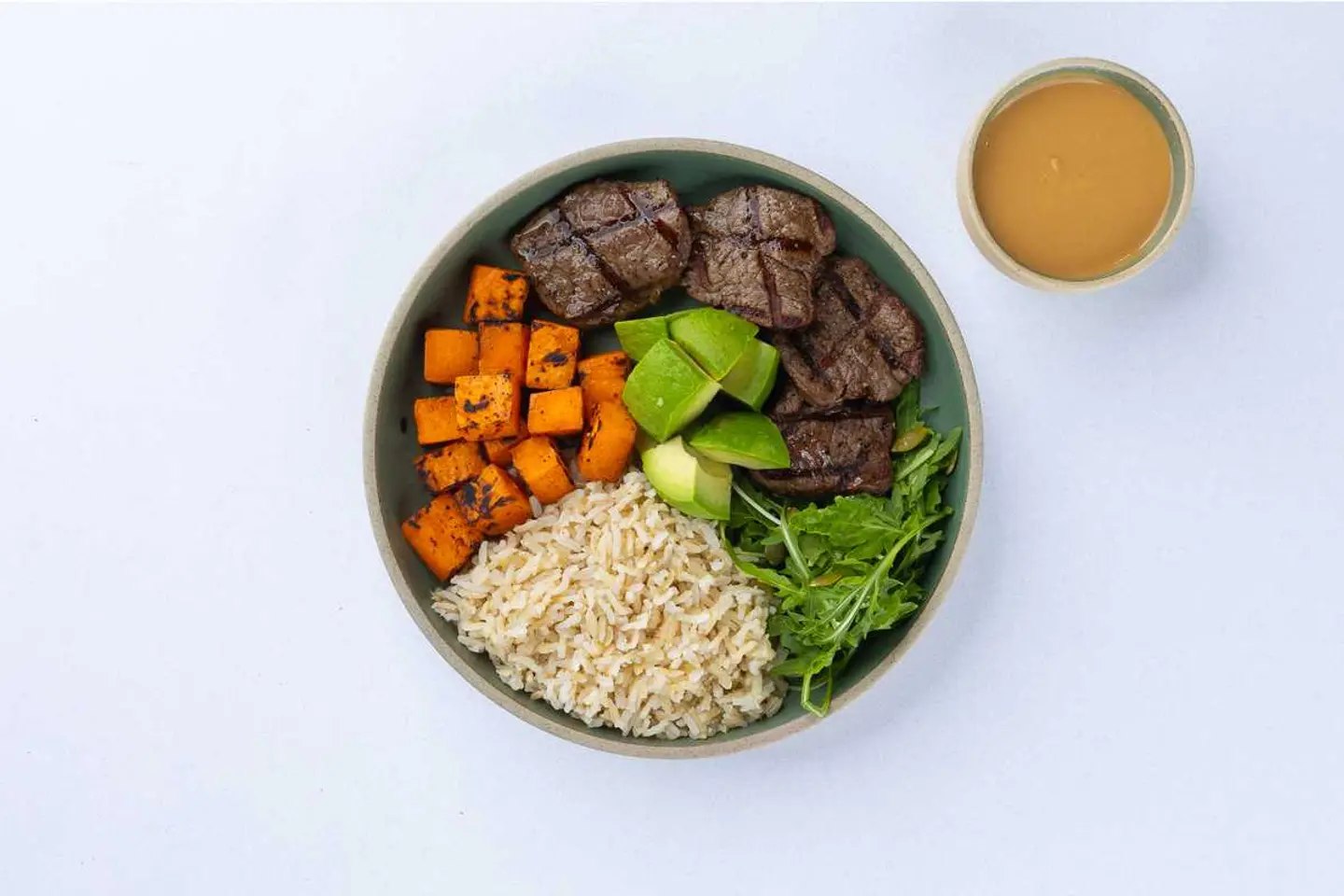 طبق ستيك لحم