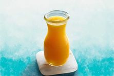 عصير البرتقال الطازج