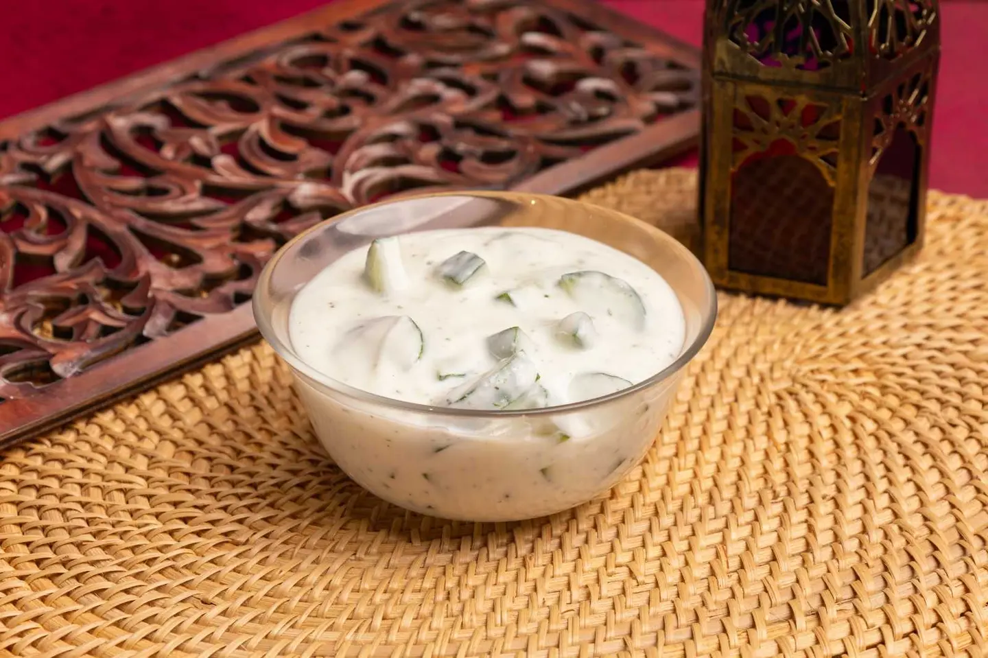 لبن و خيار مع نعناع