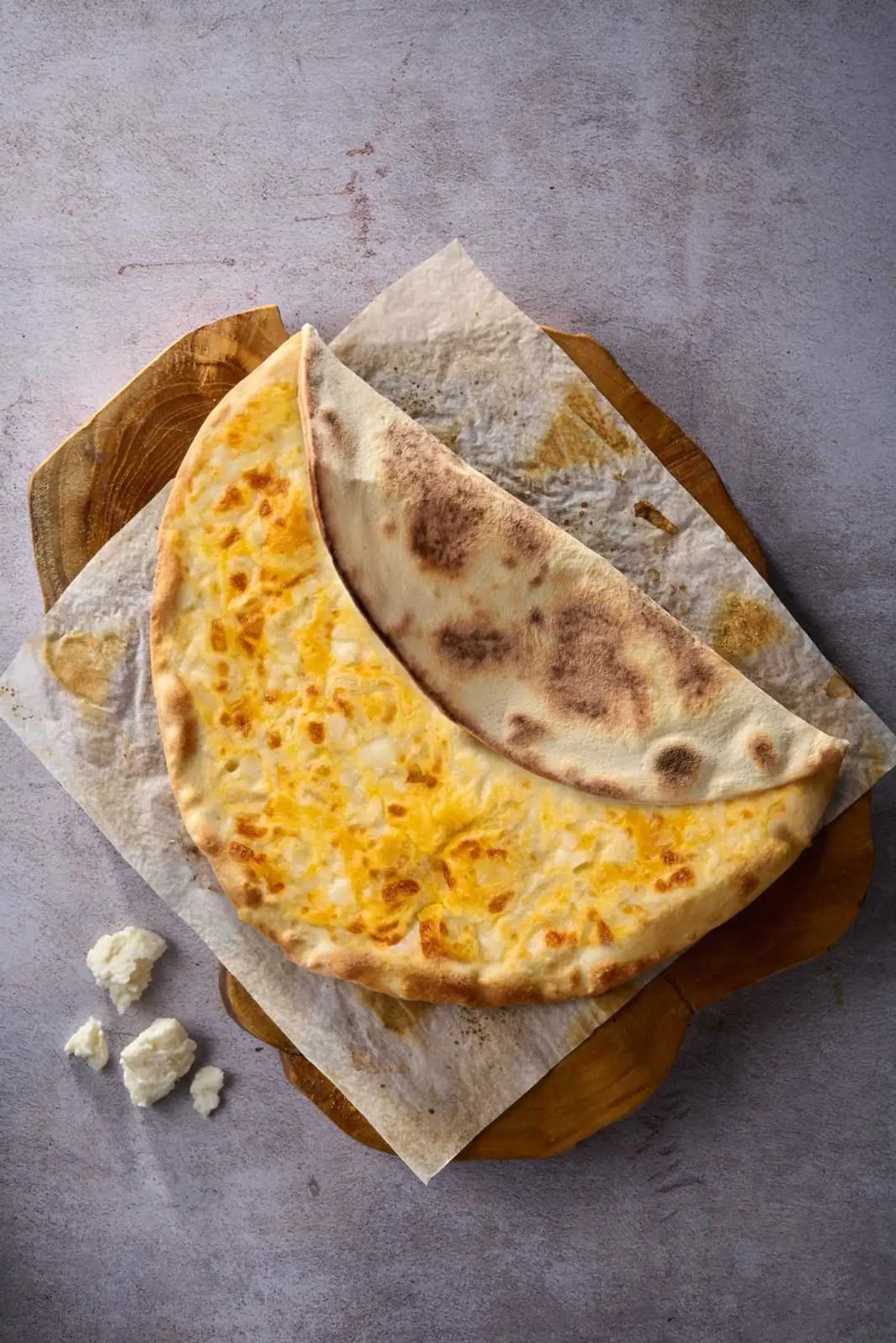 Egg N Cheese Manakeesh