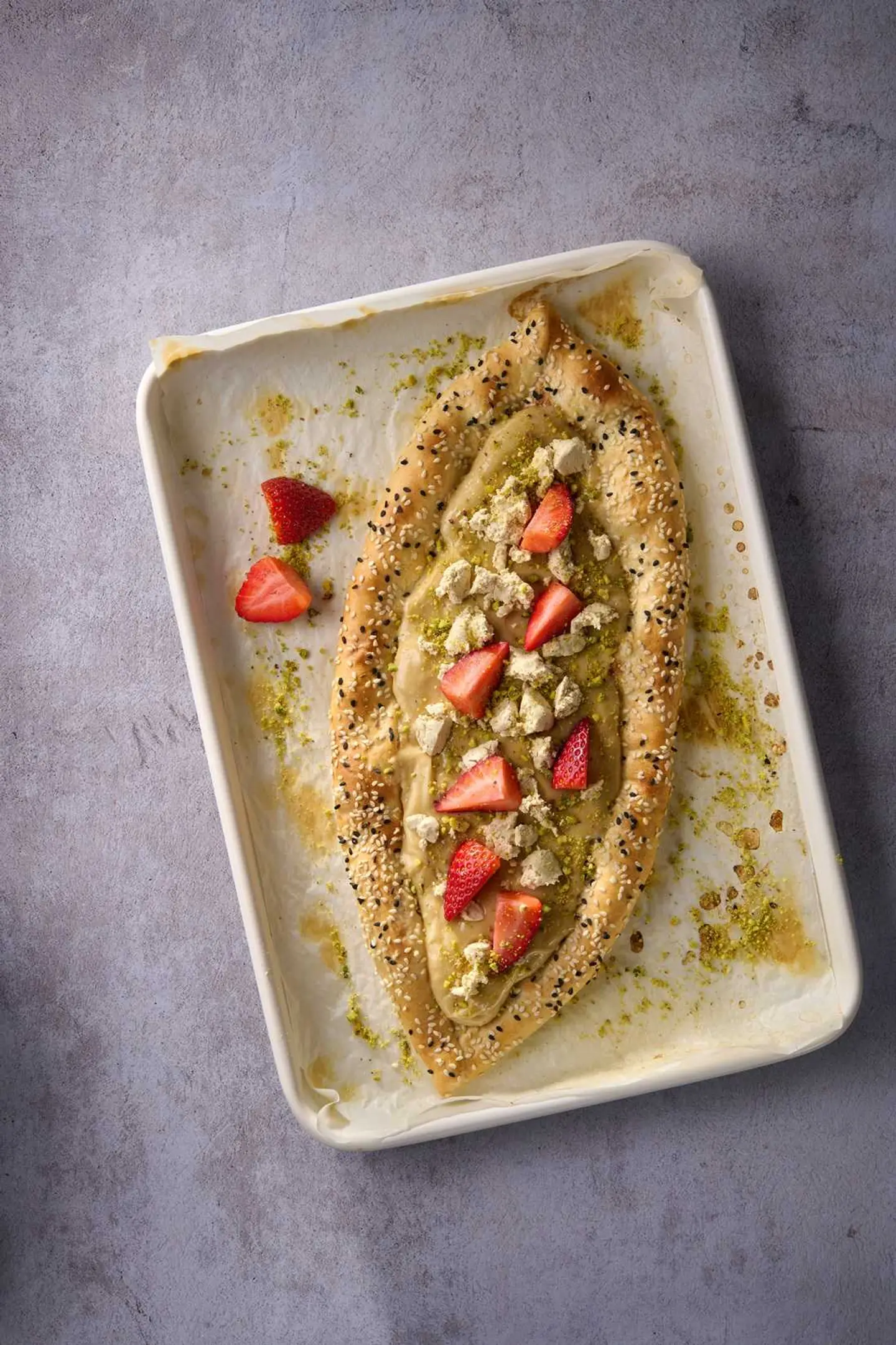فطيرة الحلاوة والفراولة