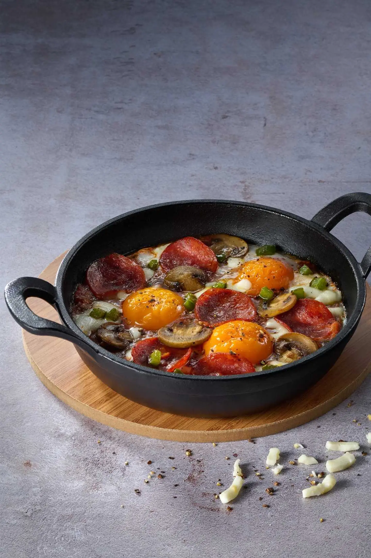 Egg & Pepperoni Pan