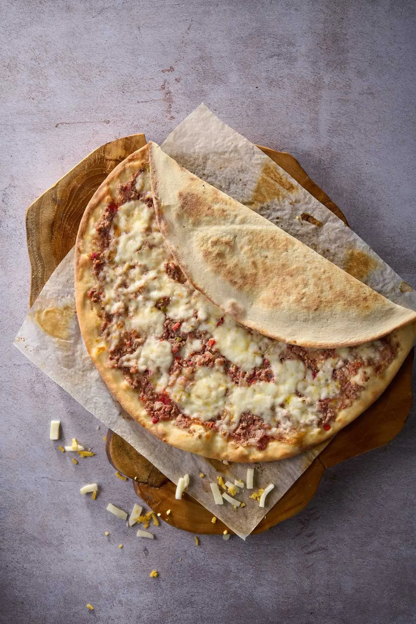 Lahm Bil Ajine & Cheese