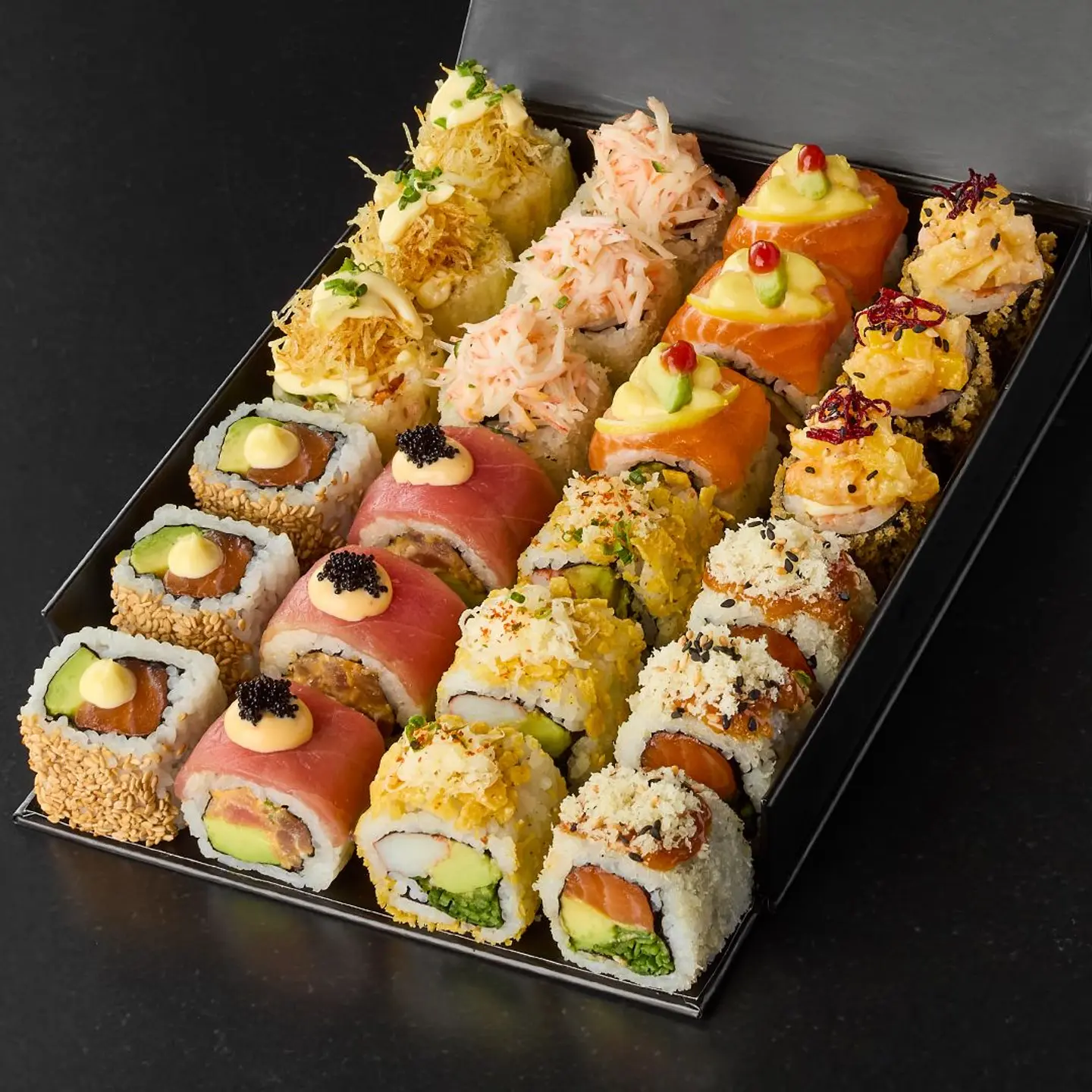 بوكس محمل 24 قطعة