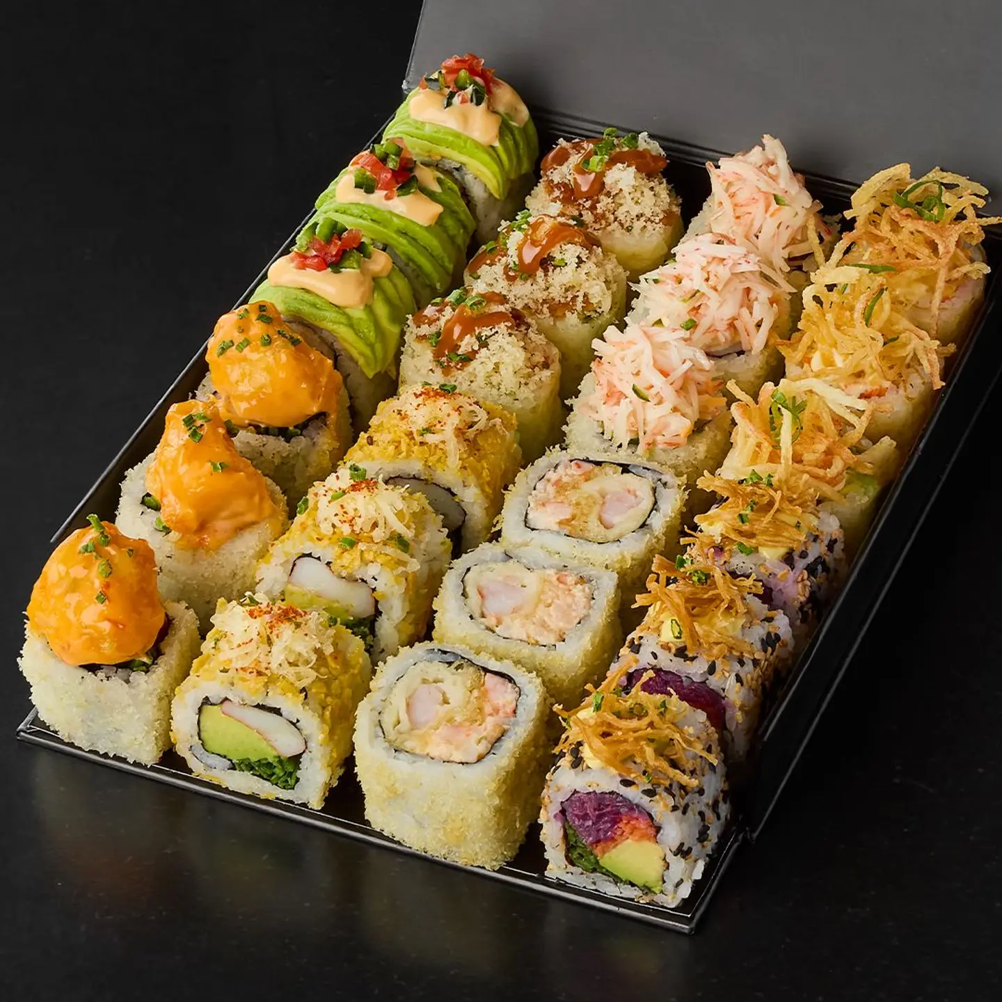 صندوق مطبوخ 24 قطعة