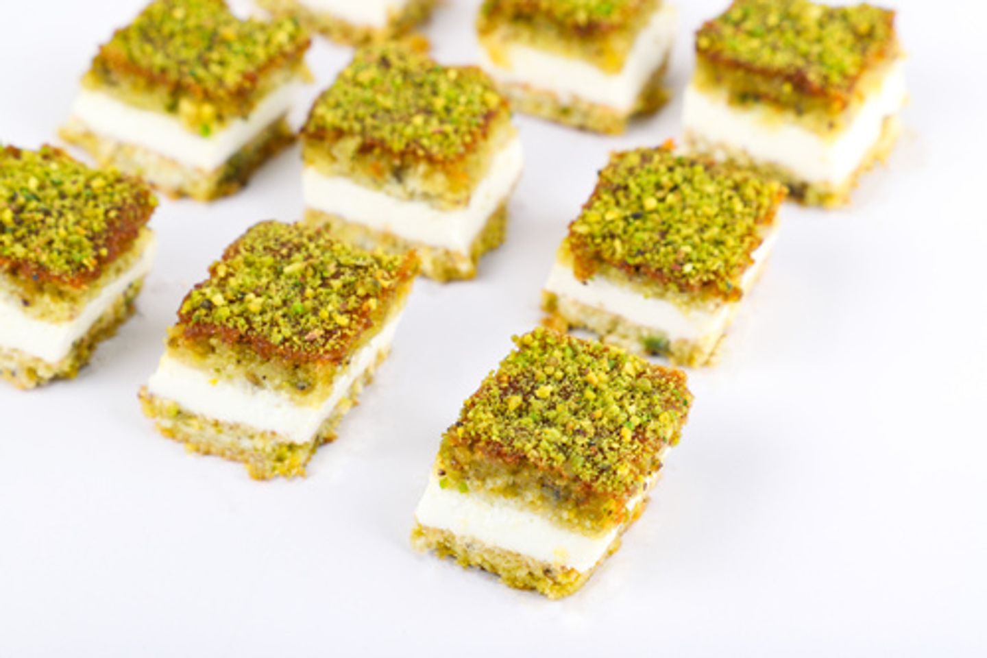 Pistachio With Craem Basbousa Kilo