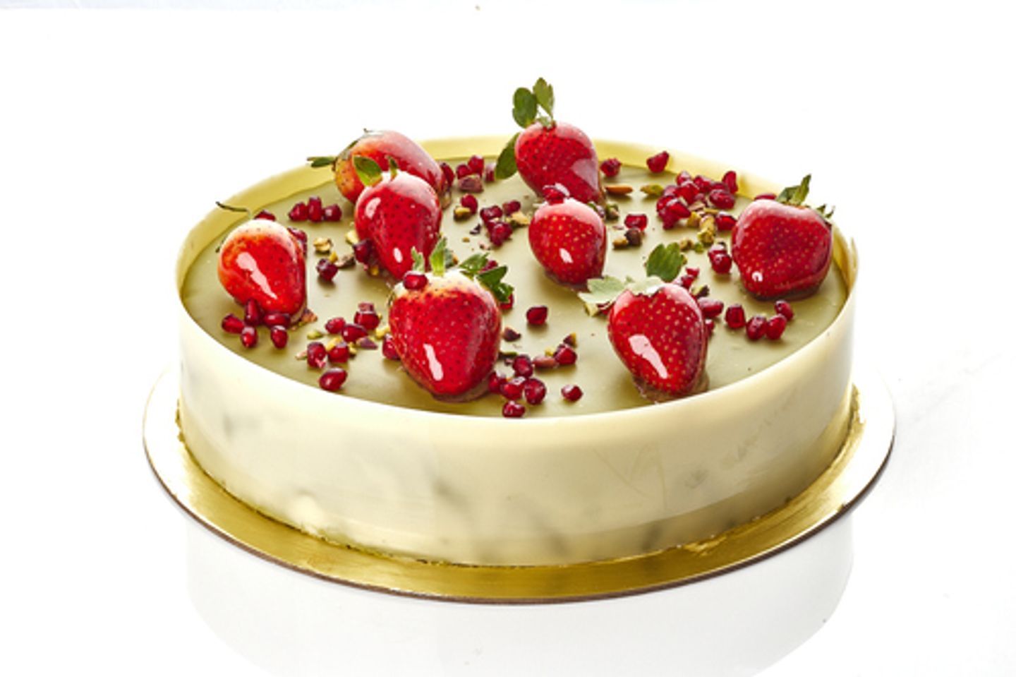 Pistachio Mousse Cake Large