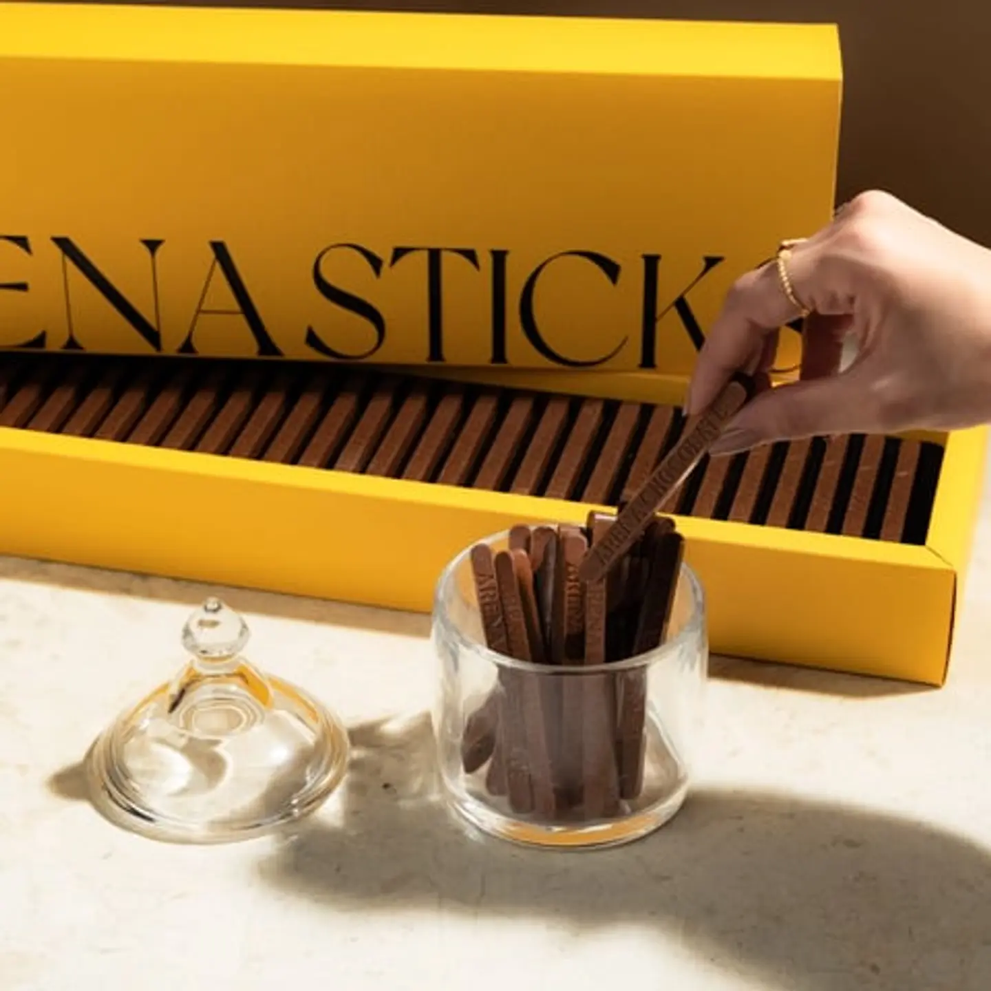 ارينا ستيكس