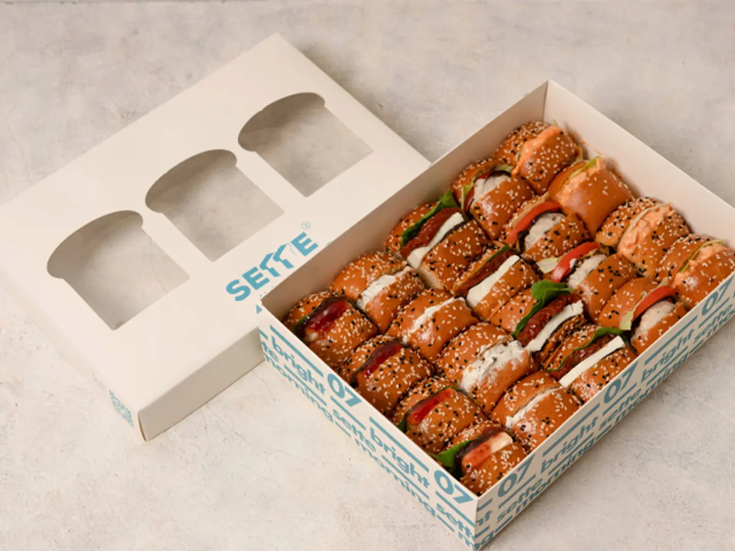 بوكس ميني ساندوتش