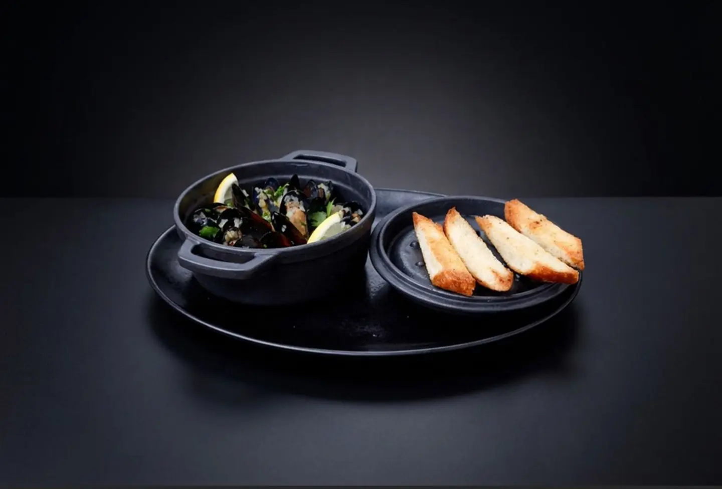 طبق بلح البحر الفرنسي