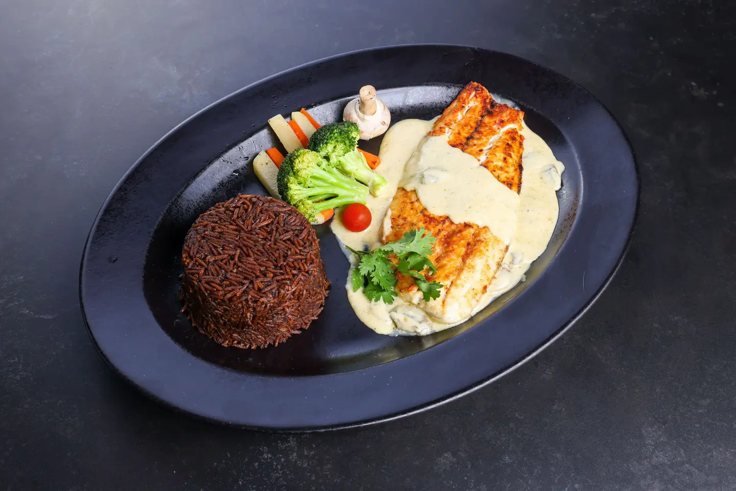 فيليه سيباس مع مشروم