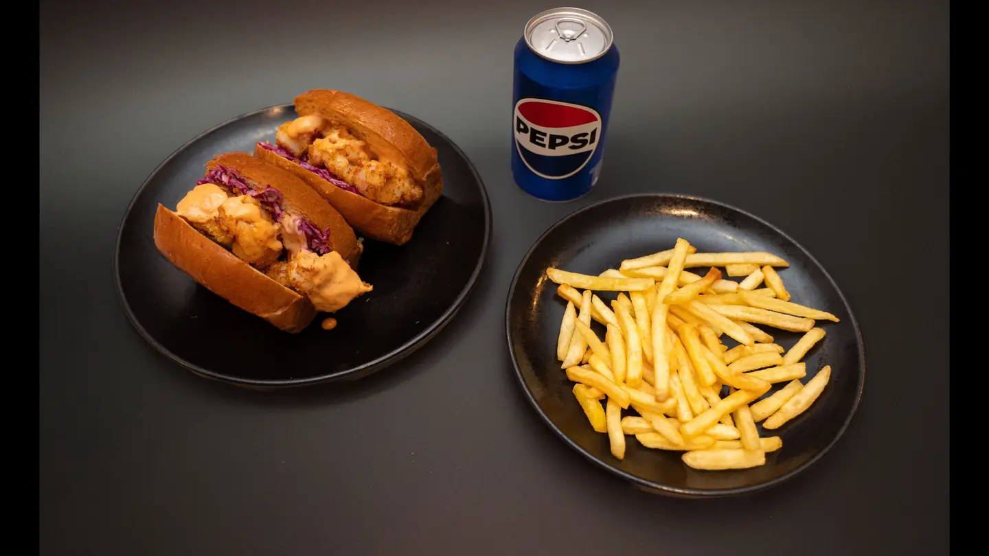 كمبو ساندوتش جمبري سيراتشا