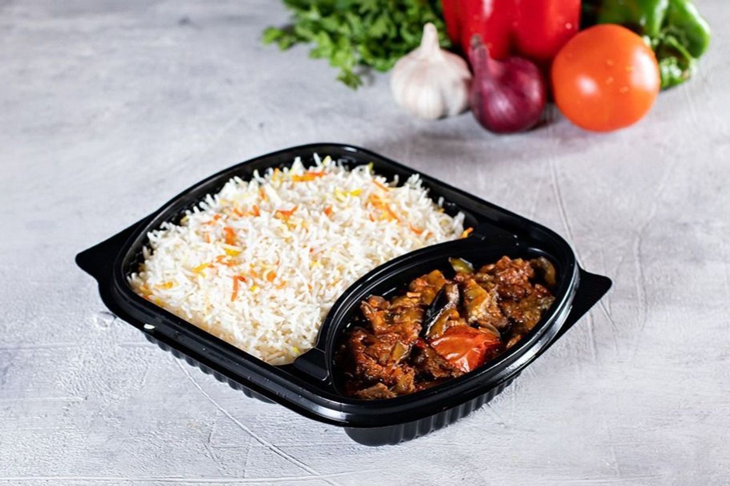 باذنجان و لحم مع الرز