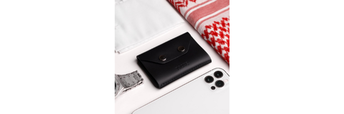 Trove Cardholder In Black