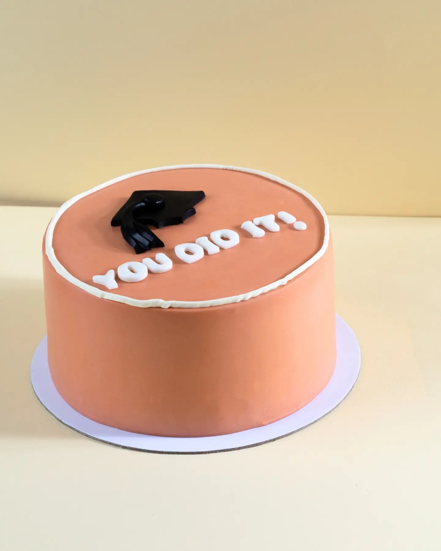 كيكة التخرج (وردي)