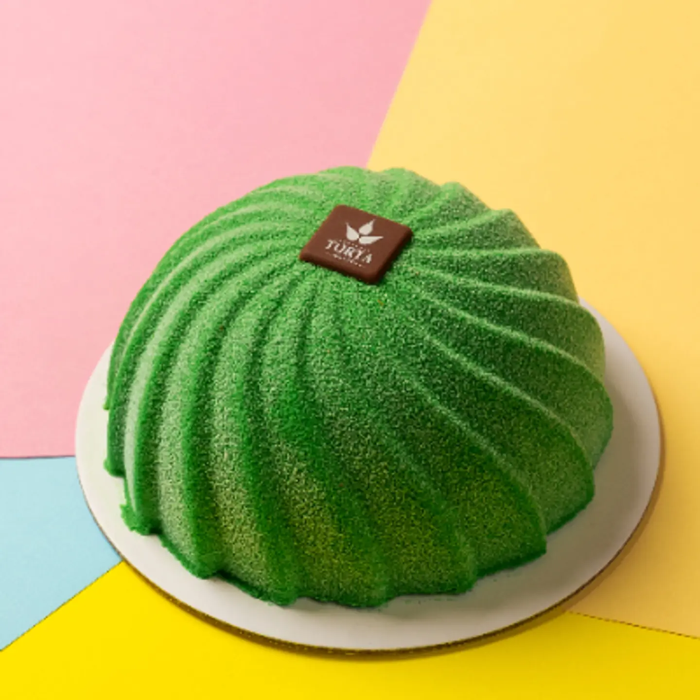 Pistachio Ice Cream Cake