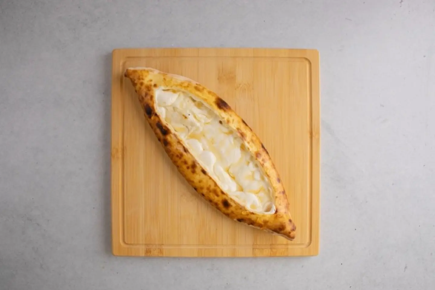 فطيرة لبنة و عسل