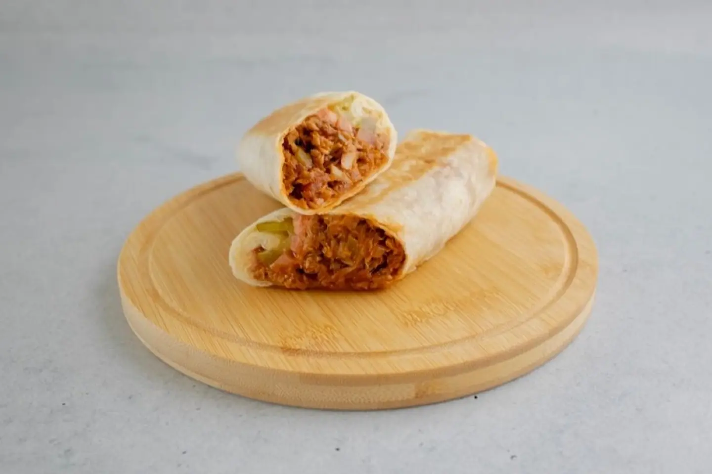 ساندوتش تونة