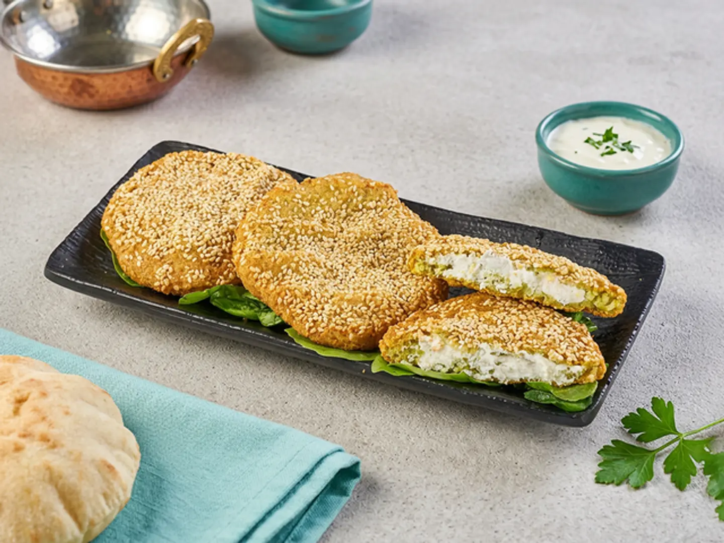 طعمية لبنة