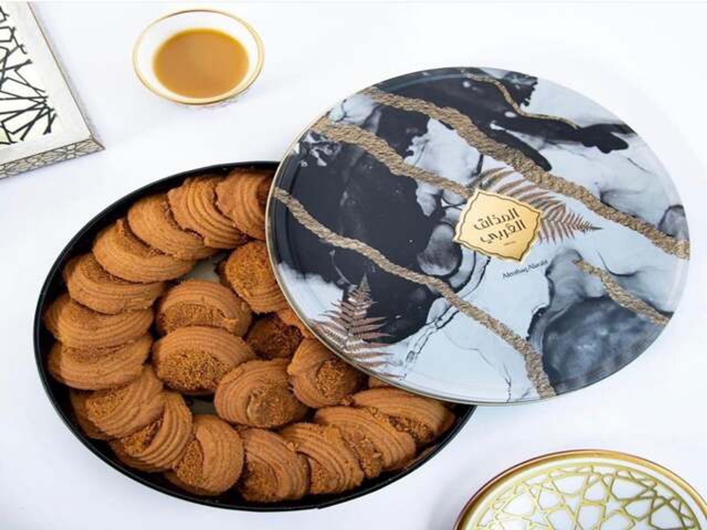 حلا اللوتس صغير المذاق العربي
