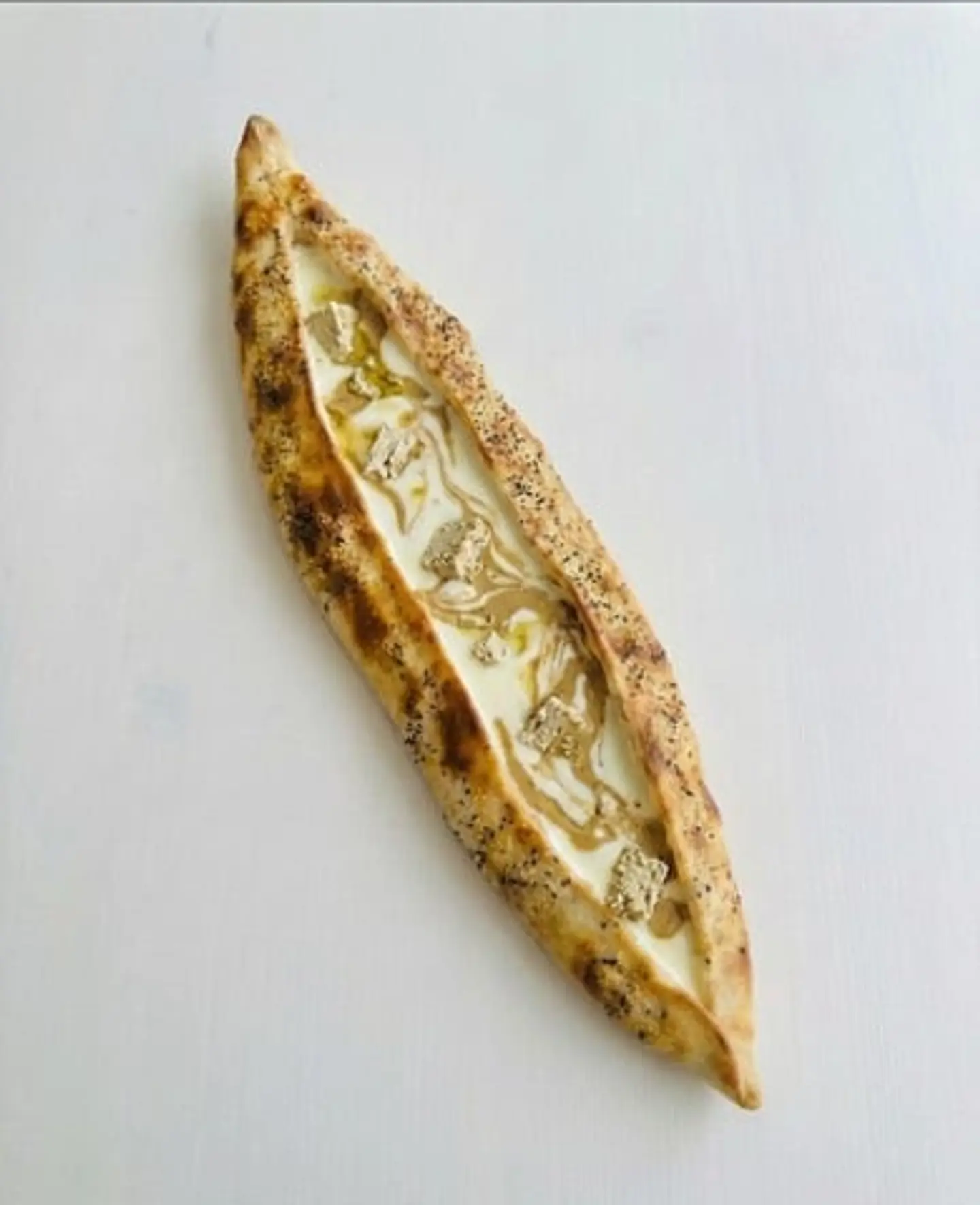 فطيرة جبن وحلاوة