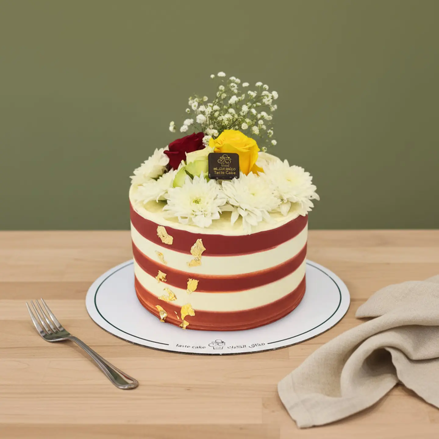 نيكد كيك مخطط احمر