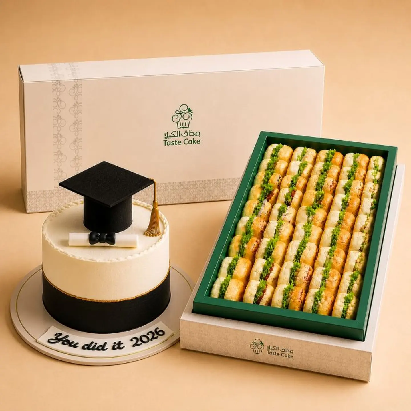 Offer Graduation Naked Cake With Pastries