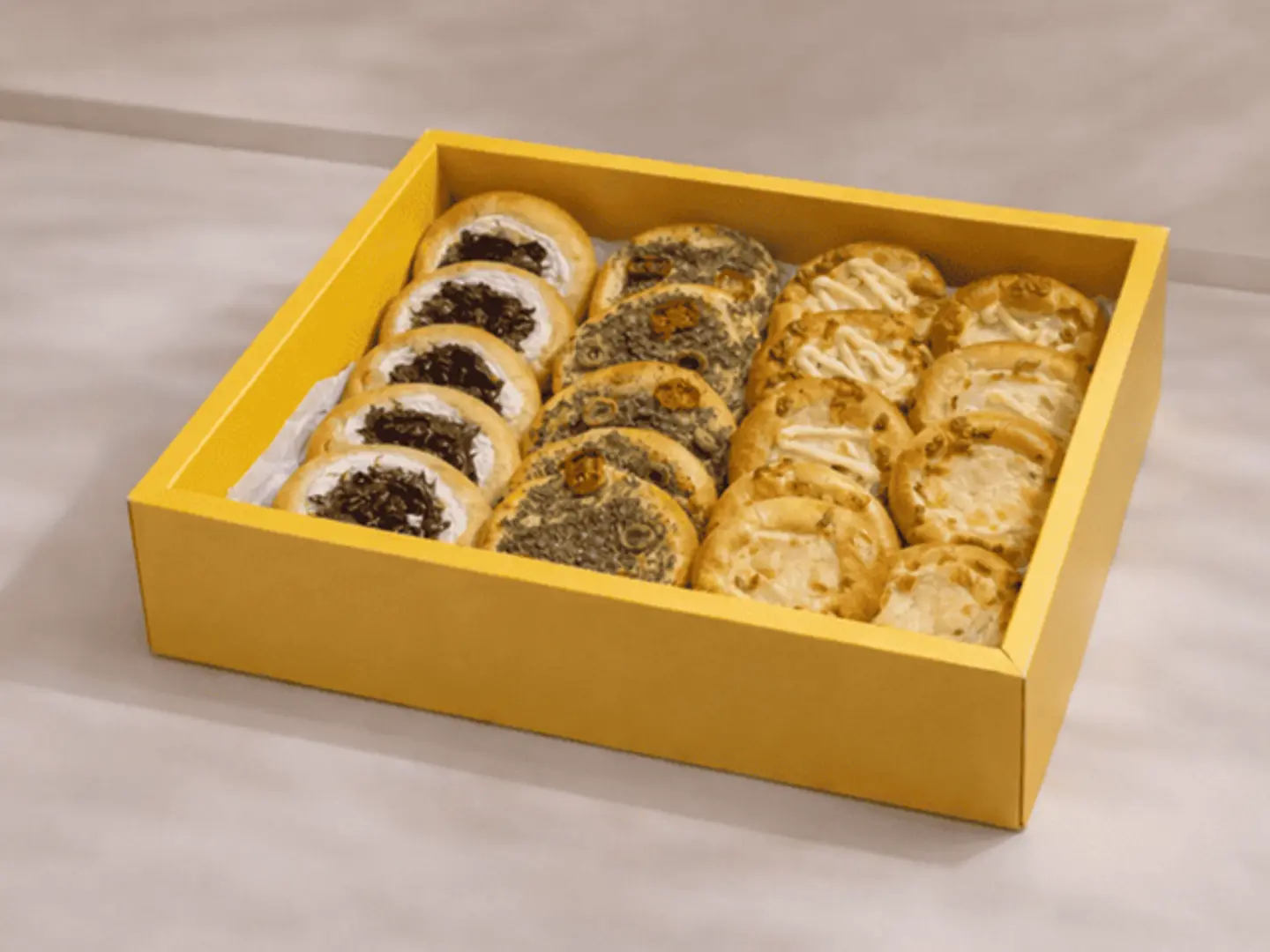 Mini Manakish Pastries – 12 Pieces