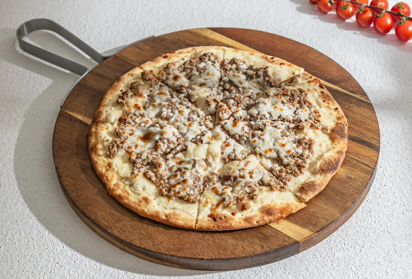 فطيرة لحم بالجبن