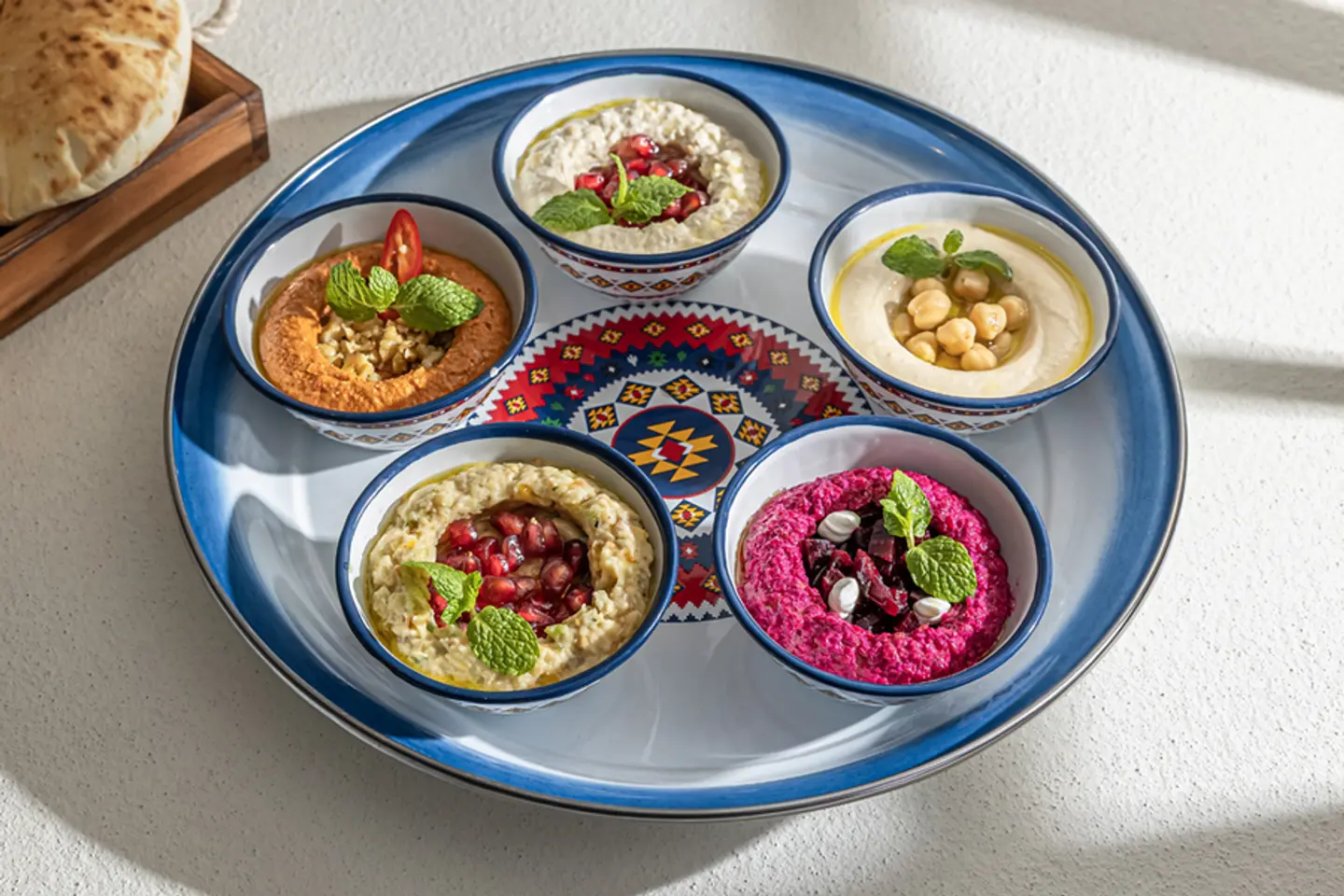 مقبلات مشكلة