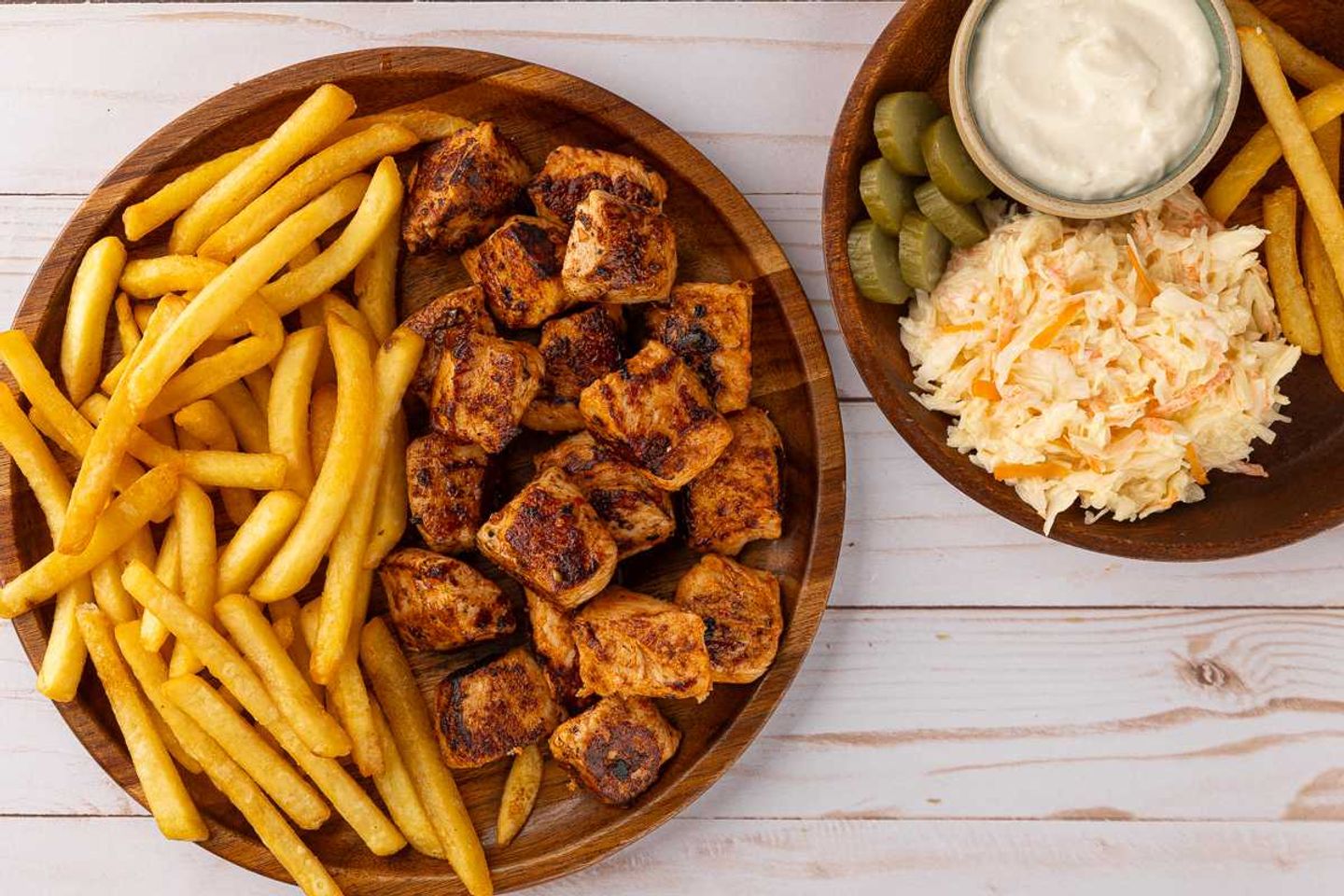 طبق نصف كيلو طاووق