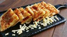 مطبق حلو بالجبنة
