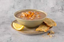 شوربة شعيرية بالخضار والدجاج