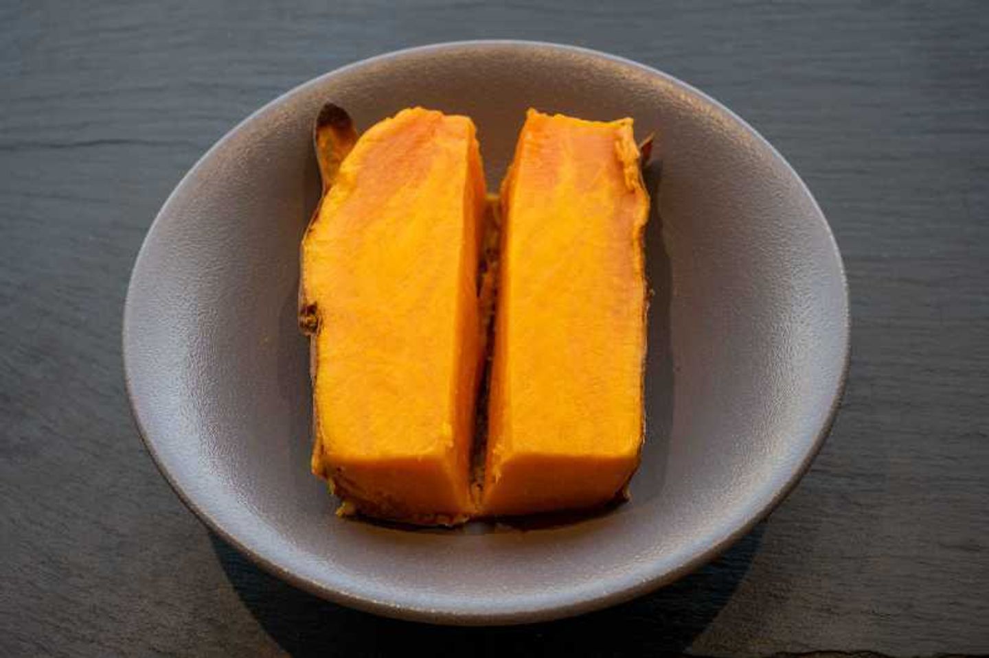 بطاطا حلوة مشوية