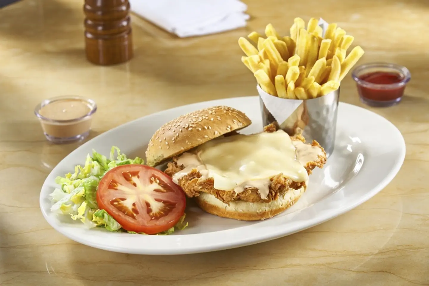 سندويش الدجاج الحار المقرمشمايونيز شيبوتلي